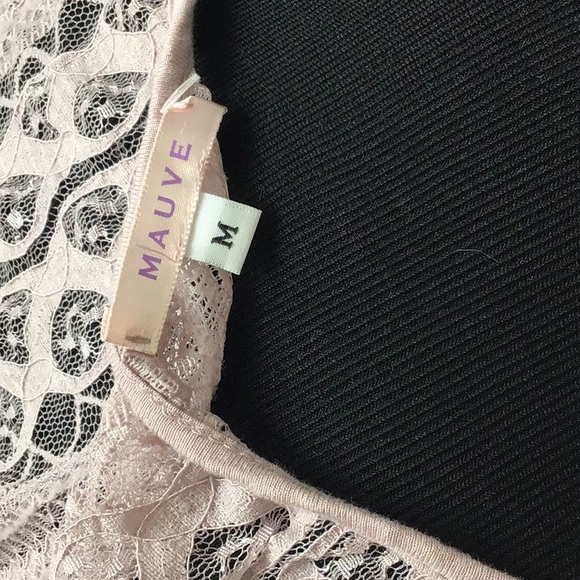 Mauve lace top size Medium - Picture 3 of 4